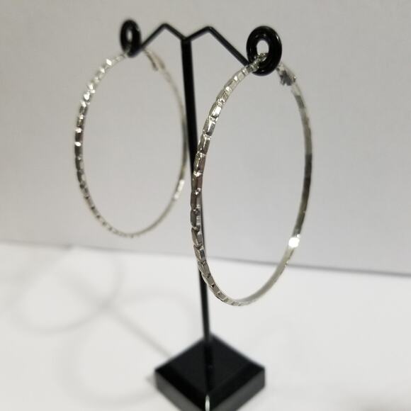 silver tone pierce round hoop diamond cut 2" lever back - Picture 7 of 14